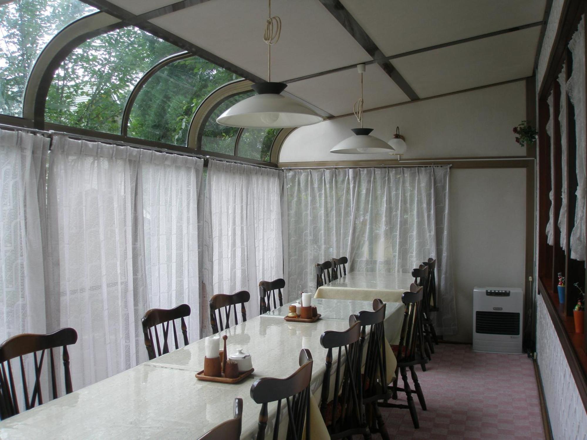 Alpine Wind Bed & Breakfast Hakuba Exterior foto