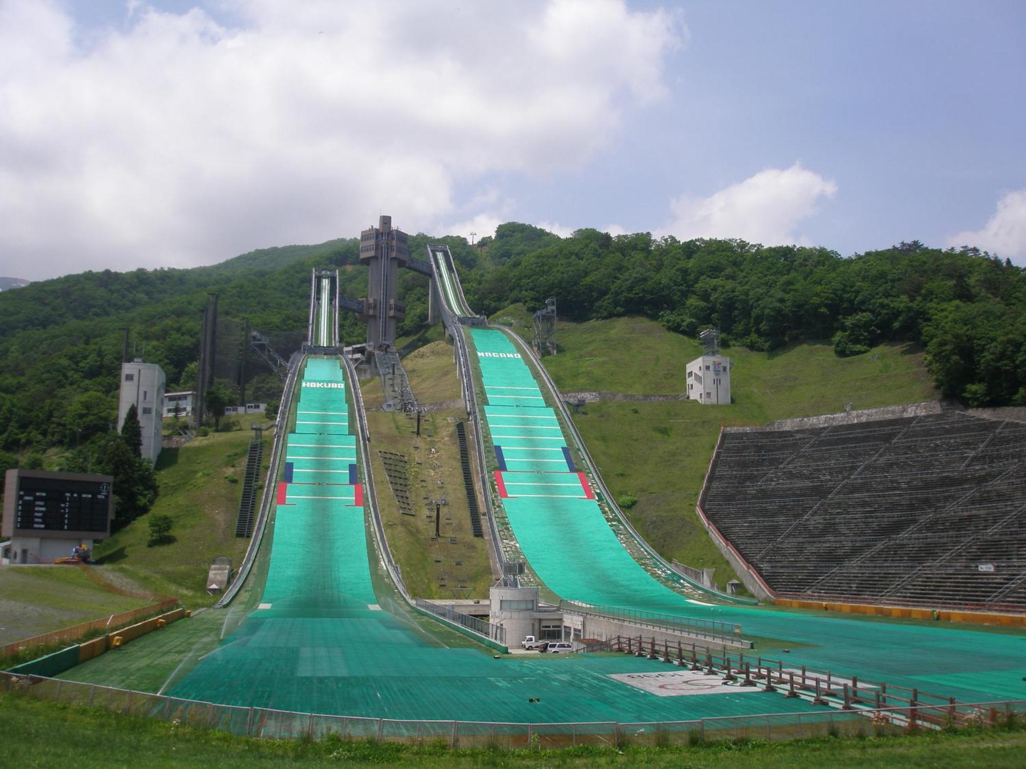Alpine Wind Bed & Breakfast Hakuba Exterior foto