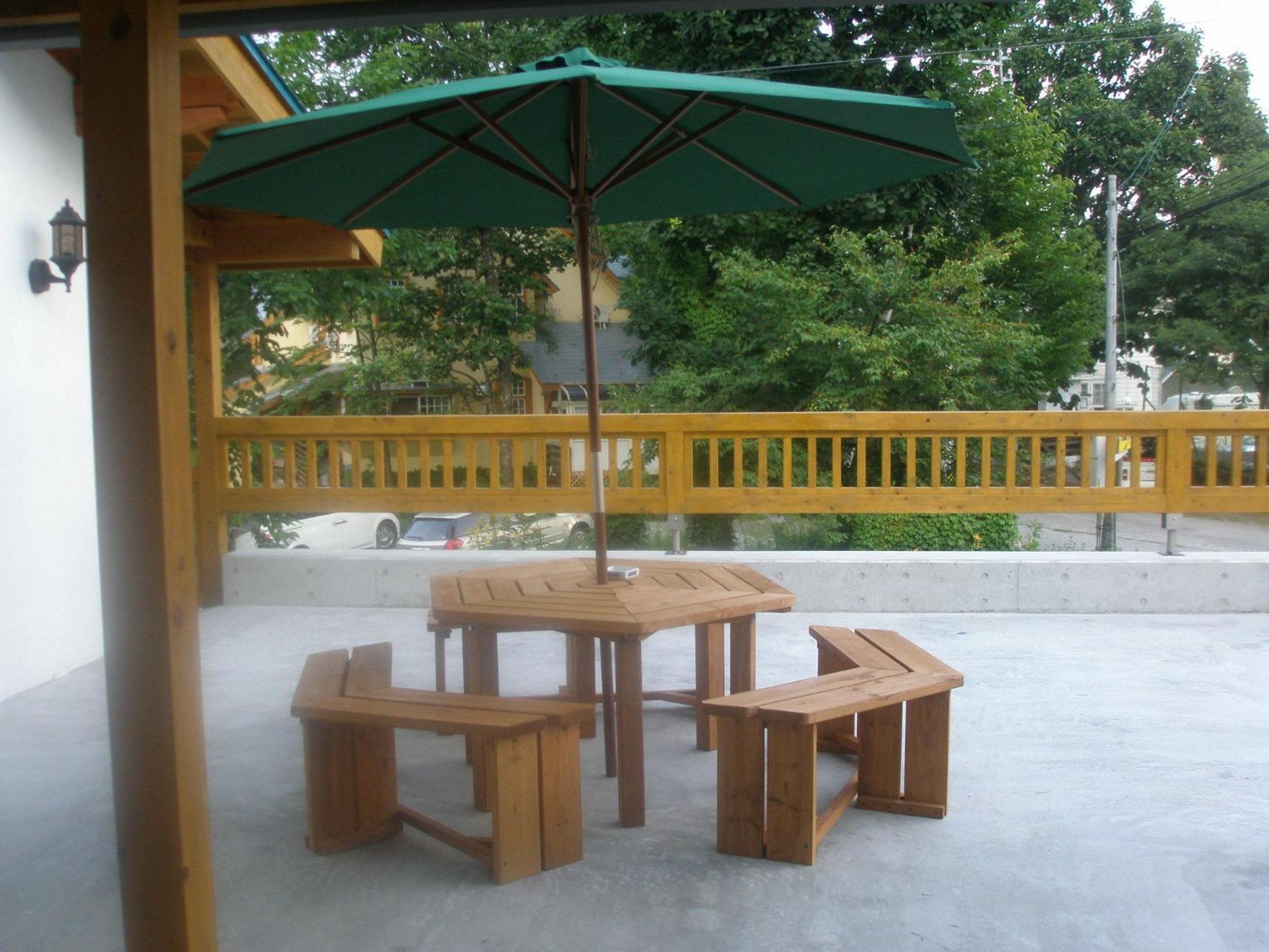 Alpine Wind Bed & Breakfast Hakuba Exterior foto